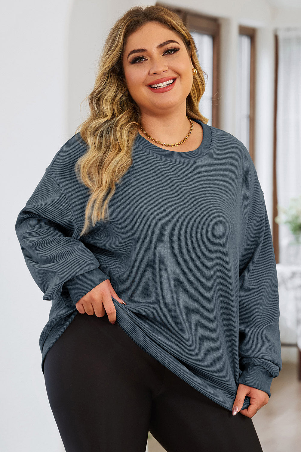 Black Plus Size Corded Round Neck Sweatshirt