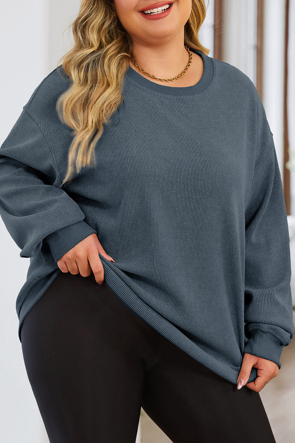 Black Plus Size Corded Round Neck Sweatshirt