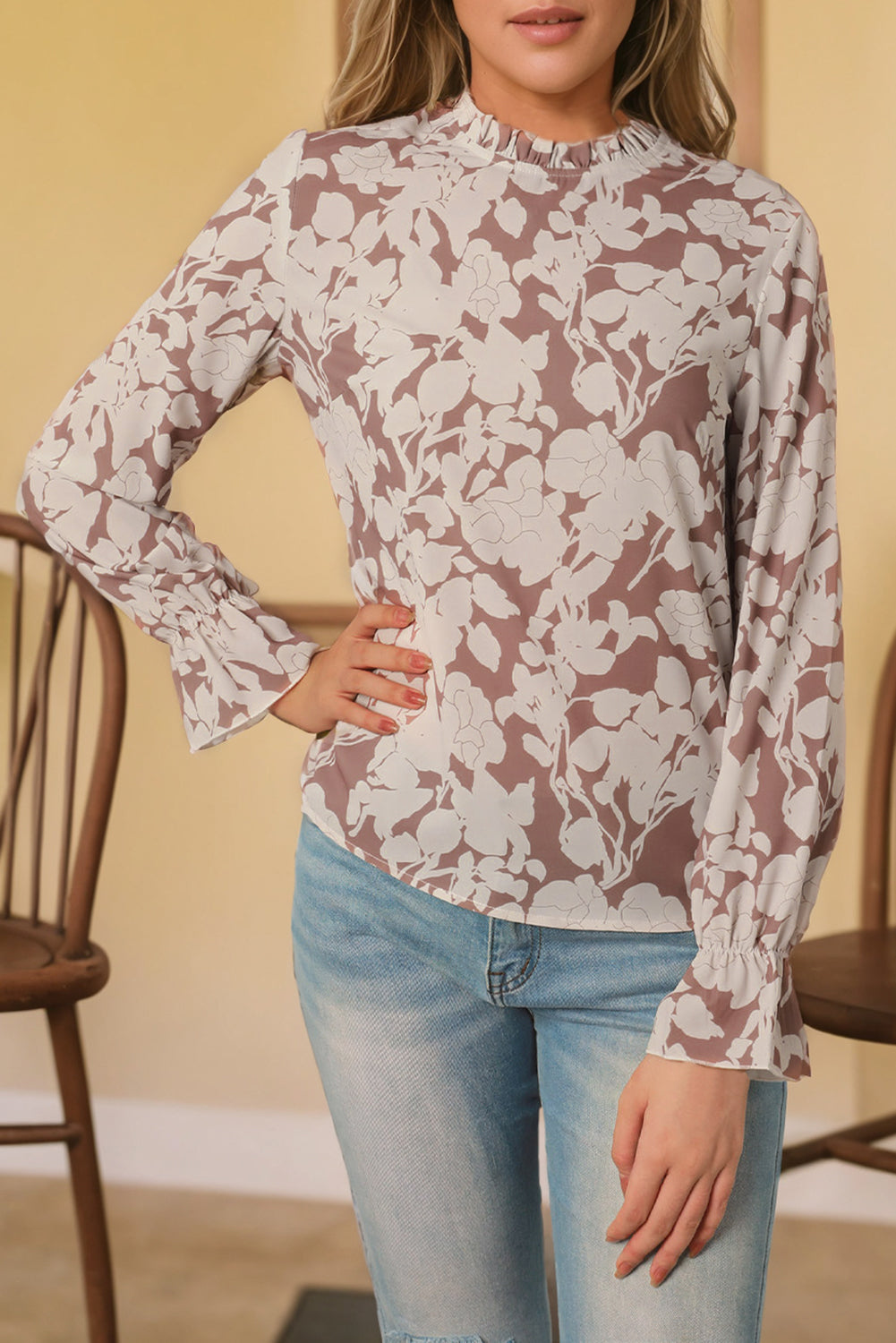 White Floral Print Frilled Neckline Flounce Sleeve Blouse