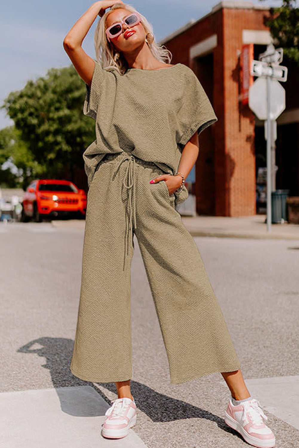 Gray Textured Loose Fit T Shirt and Drawstring Pants Set